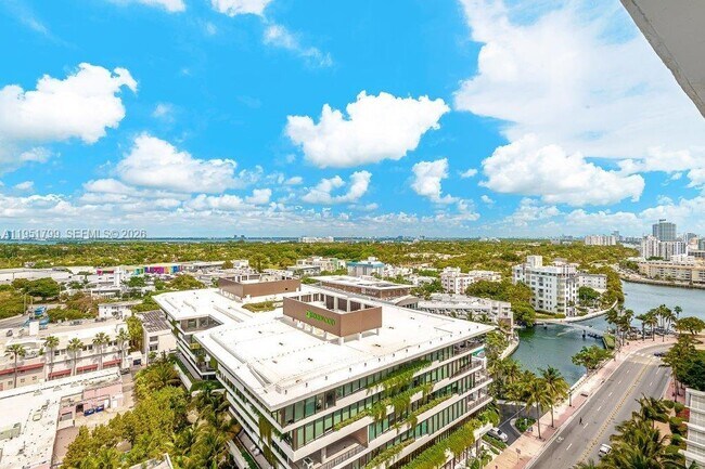 Building Photo - 2301 Collins Ave