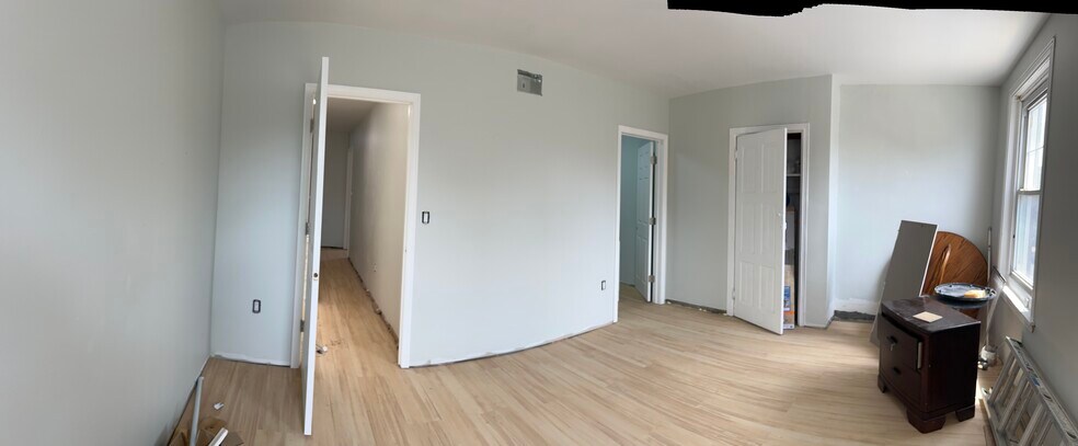 Building Photo - 4025 Spring Garden St