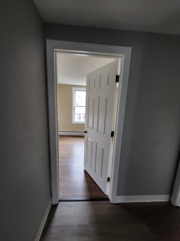 Building Photo - 229 Brightman St