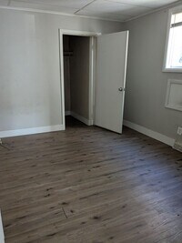 Building Photo - 3303 4th Ave