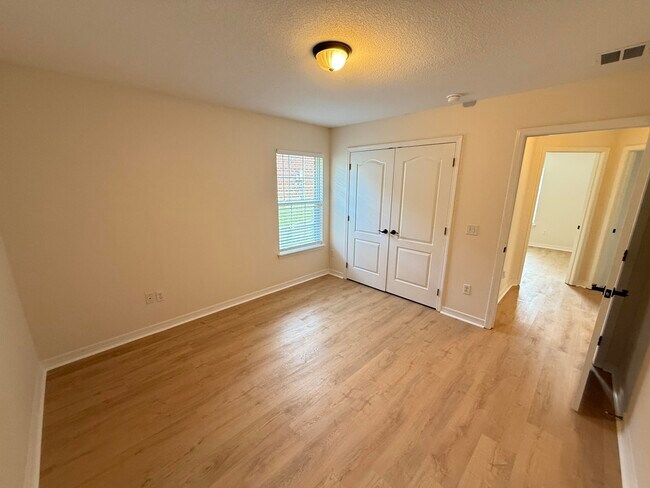 Building Photo - 1681 Village Pkwy