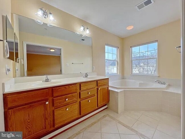 Building Photo - 13429 Rising Sun Ln