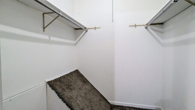 Building Photo - 334 Marcia Ct