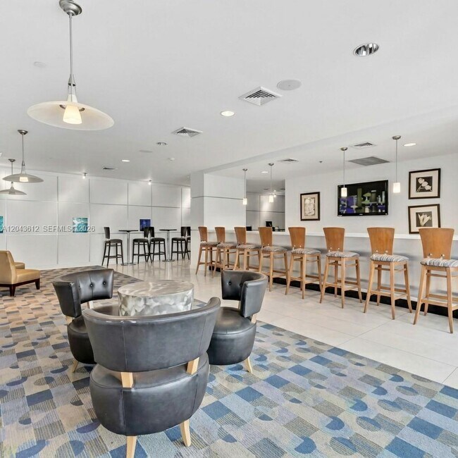 Building Photo - 1250 S Miami Ave