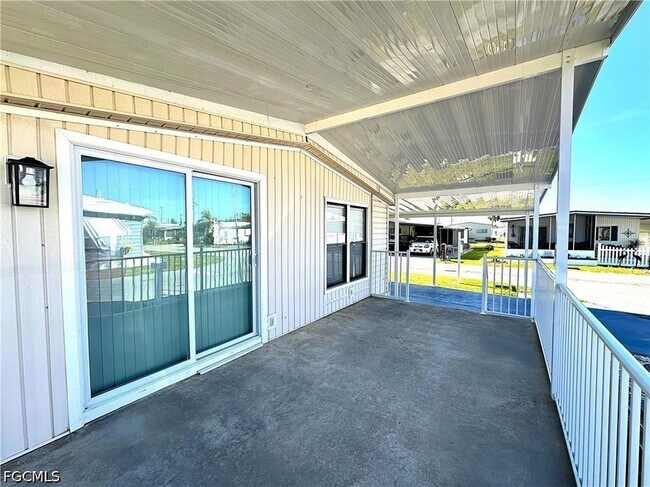Building Photo - 16004 Tangelo Way