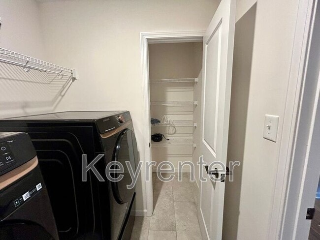 Building Photo - 2242 Nora Mae Rd