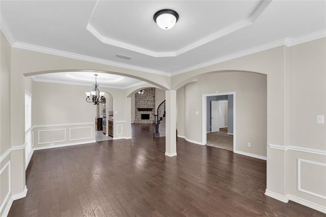 Building Photo - 1411 Genesis Dr