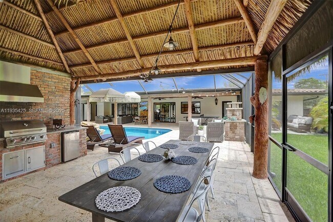 Building Photo - 9890 SW 138th St