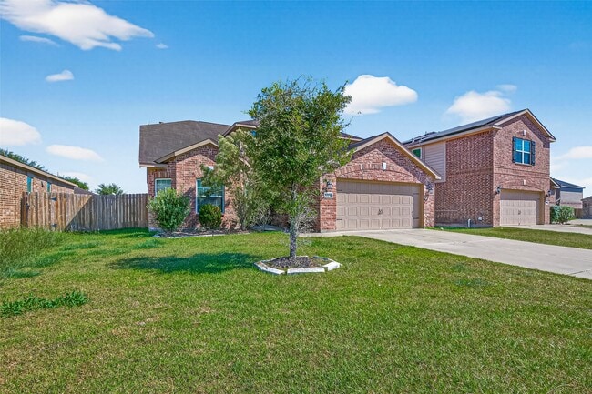 Building Photo - 5119 Harbor Palm Dr