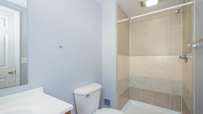 Building Photo - 1441 S State St