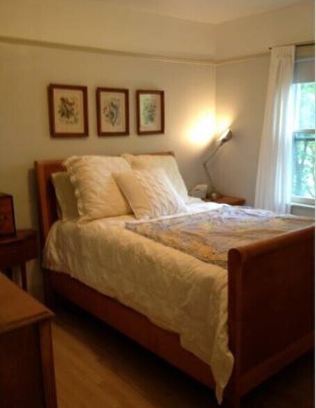 Bedroom #1 - 473 Fairfield St