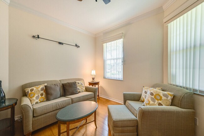 Building Photo - 25031 Banbridge Ct