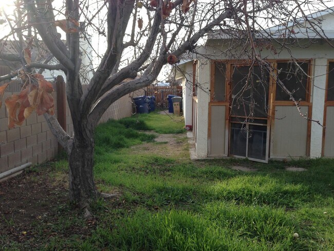 Building Photo - Beautiful 3 bedroom home in Lancaster