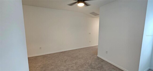 Building Photo - 4012 Via Sienna Cir