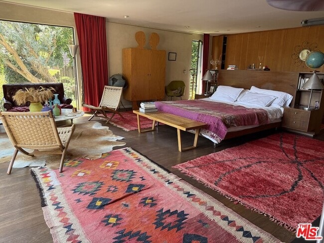 Building Photo - 1467 Queens Rd