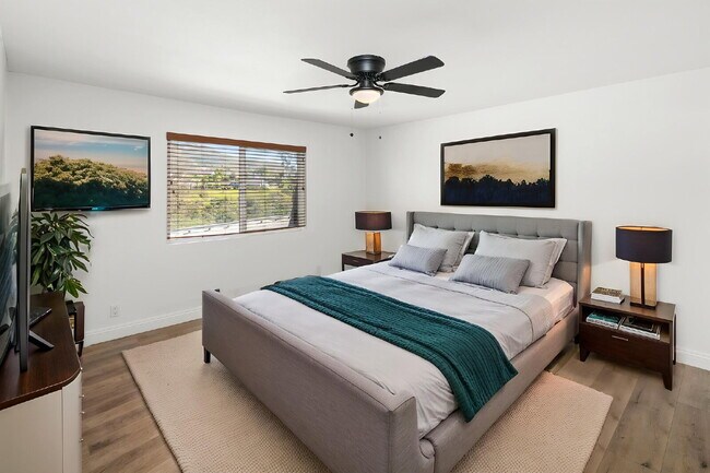 Building Photo - Stunning, Serene, 2-Bed, 2-Bath Condo in highly sought after Del Cerro area in San Diego CA