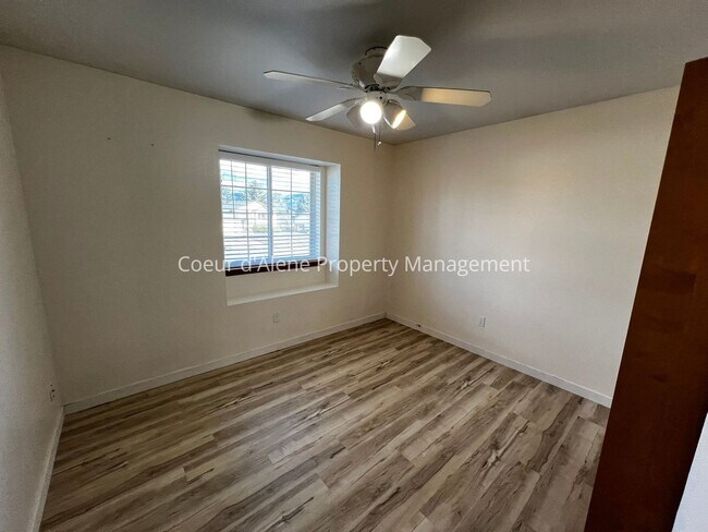 Building Photo - 3 bed house in Hayden at end of Cul-de-Sac!