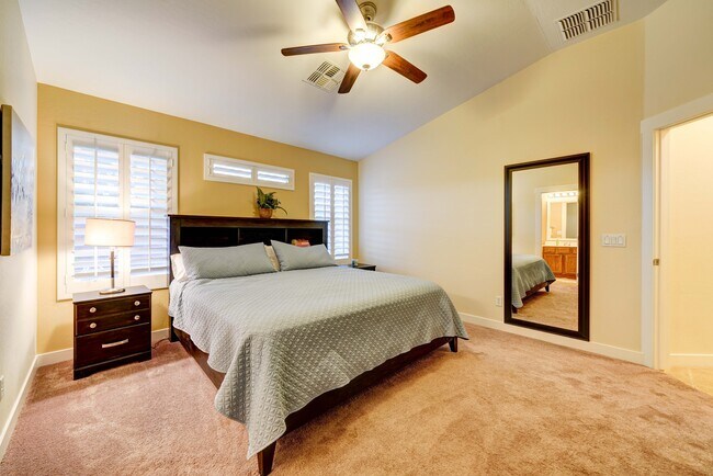 Building Photo - 6744 S Haunted Canyon Rd