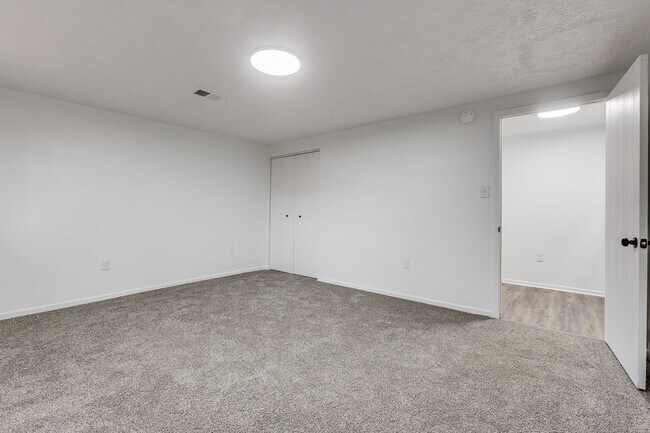 Building Photo - Available NOW - Private 2 Bedroom Home w/ Beautiful Updates!