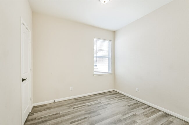 Building Photo - 7642 Dusty Melody Ln