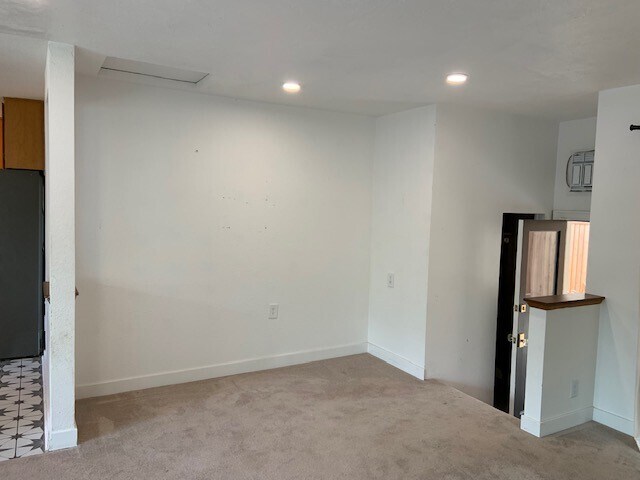 Building Photo - 3160 Harlow Rd