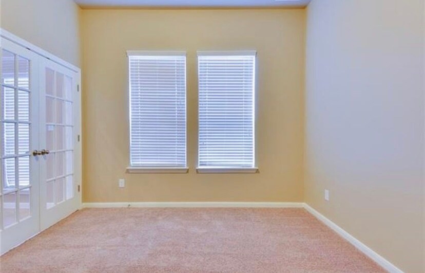 Building Photo - 2036 Ramage