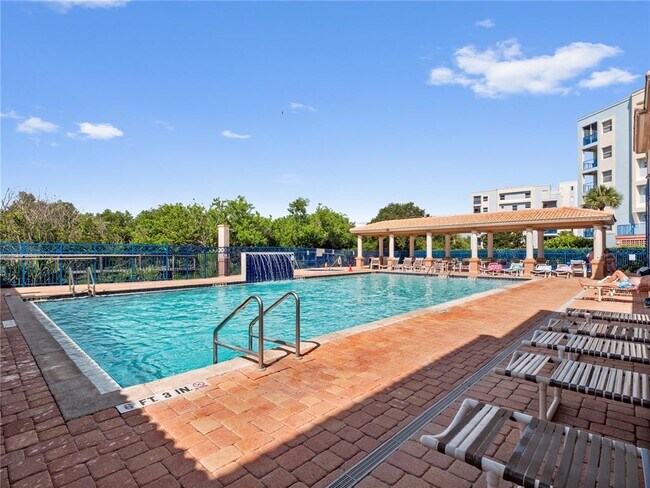 Building Photo - 5300 S Atlantic Ave