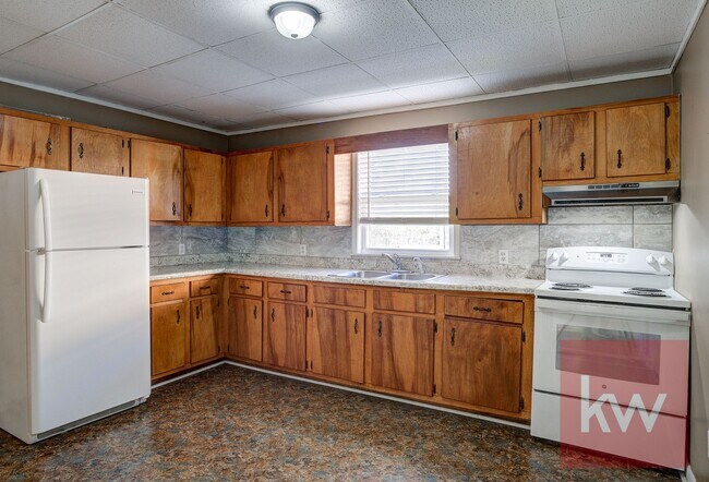 Building Photo - 314 Wilson Ave