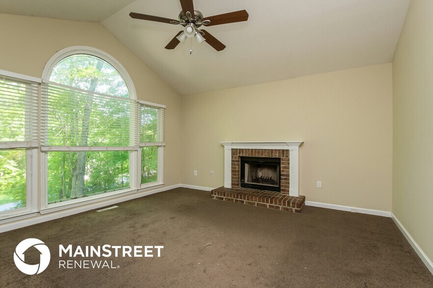 Building Photo - 294 Oak Landing Cir