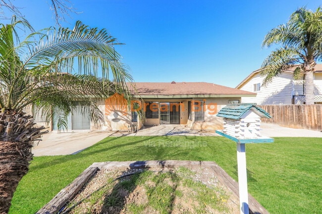 Building Photo - 8276 Yearling Way