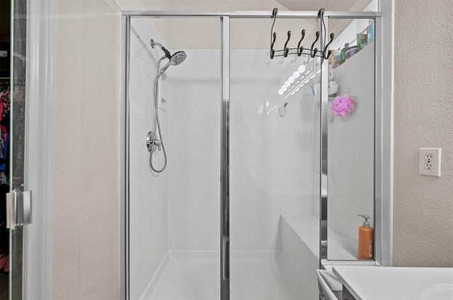 Building Photo - 3505 Versante Dr