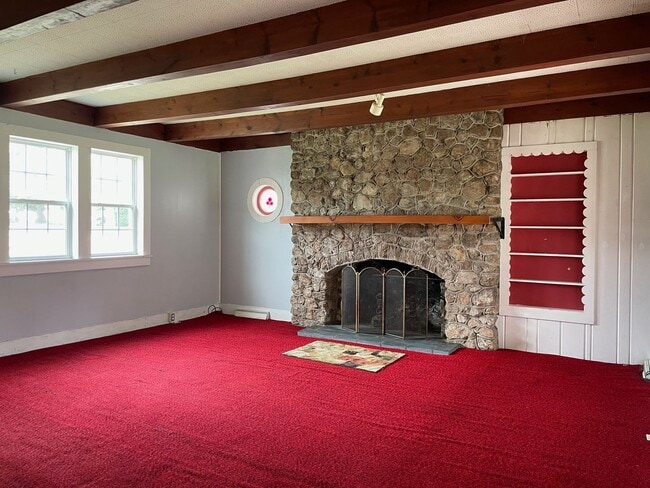 Building Photo - 2 BED, 1 BATH HOME LOCATED IN STAR