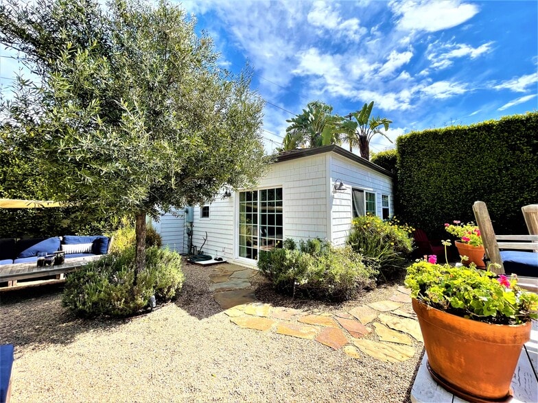 Primary Photo - 2902 Ocean Ave