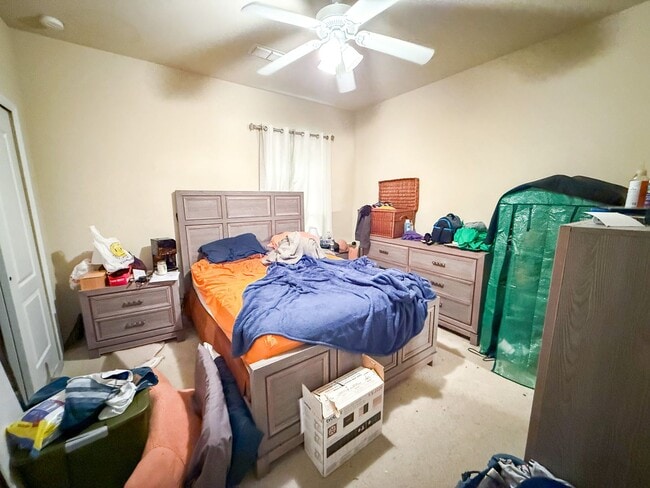 Building Photo - Chase Hollow #41