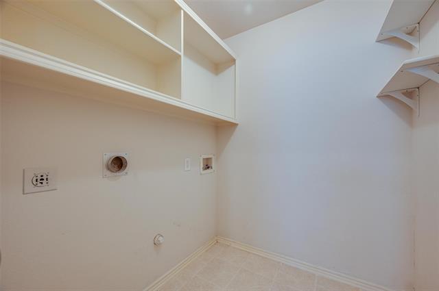 Building Photo - 4621 Gardenia Way