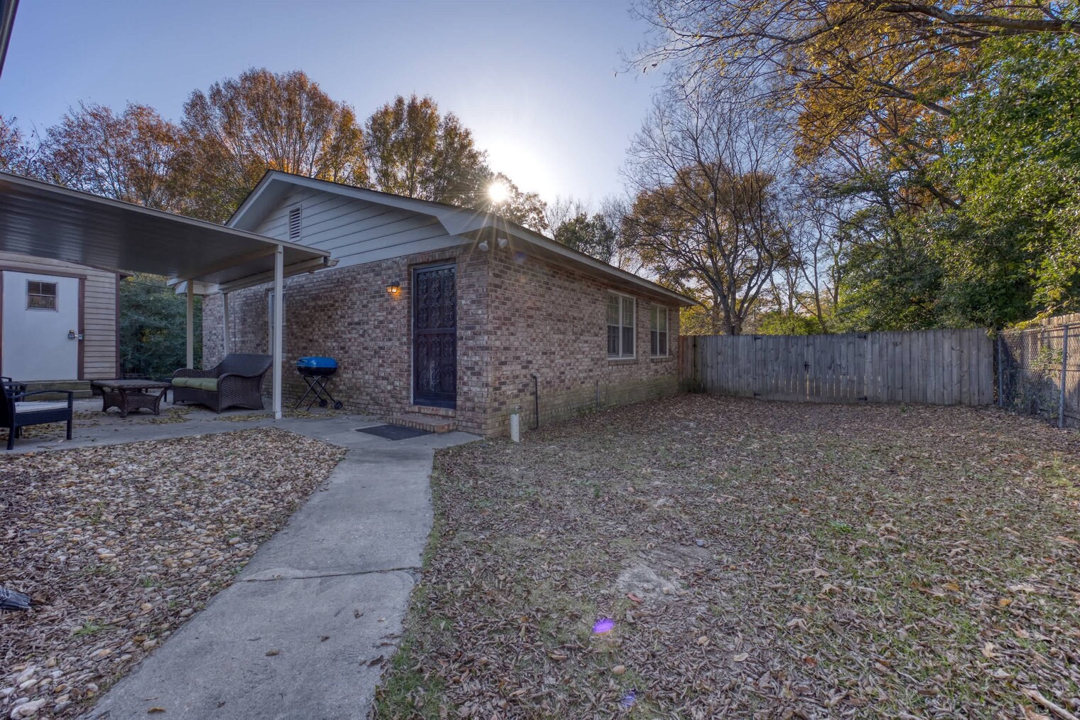 Building Photo - 4629 Rosemont Dr