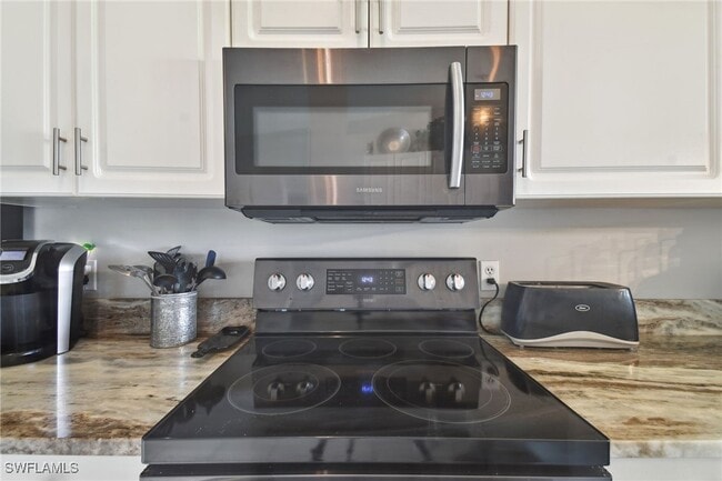 Building Photo - 9165 Michael Cir