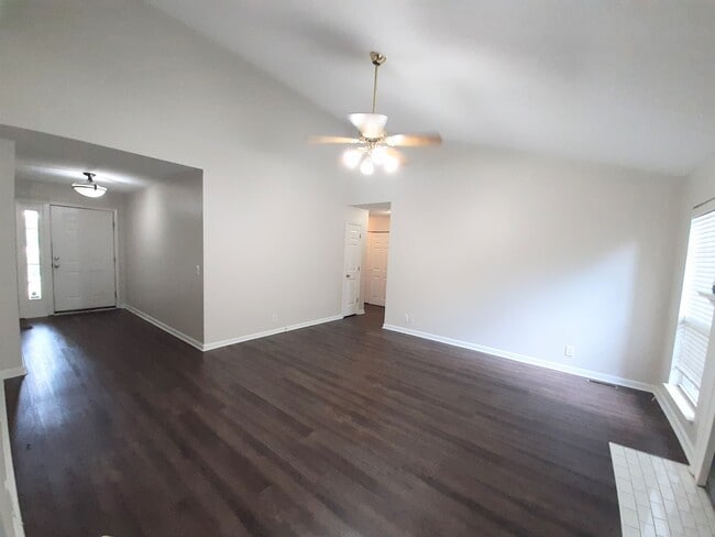 Building Photo - 391 Dorr Dr