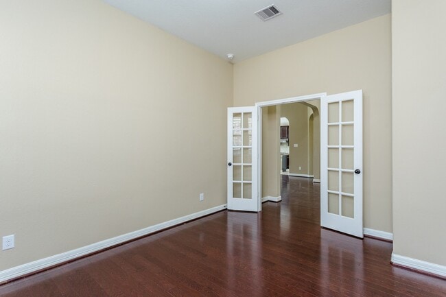 Building Photo - 7810 Deep Green Dr
