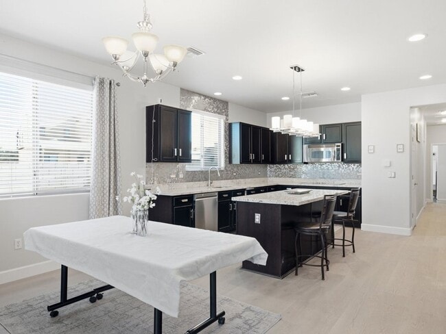 Building Photo - Spacious Cul-de-Sac Living with Modern Comforts & Community Perks