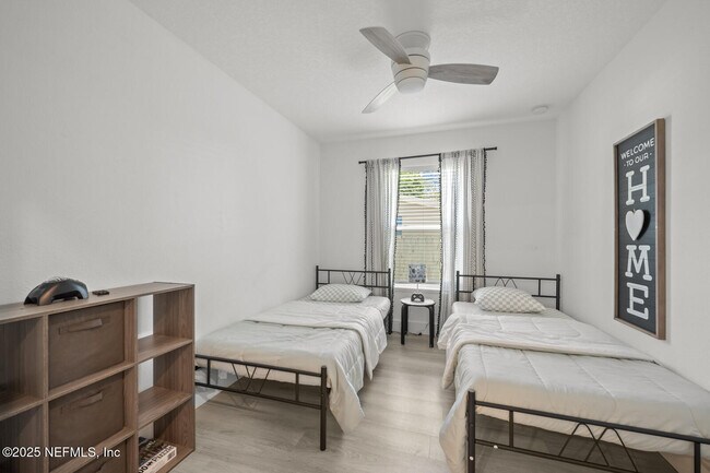 Building Photo - 973 Puryear St