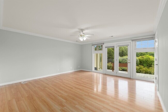 Building Photo - 6 Grand Cove Way
