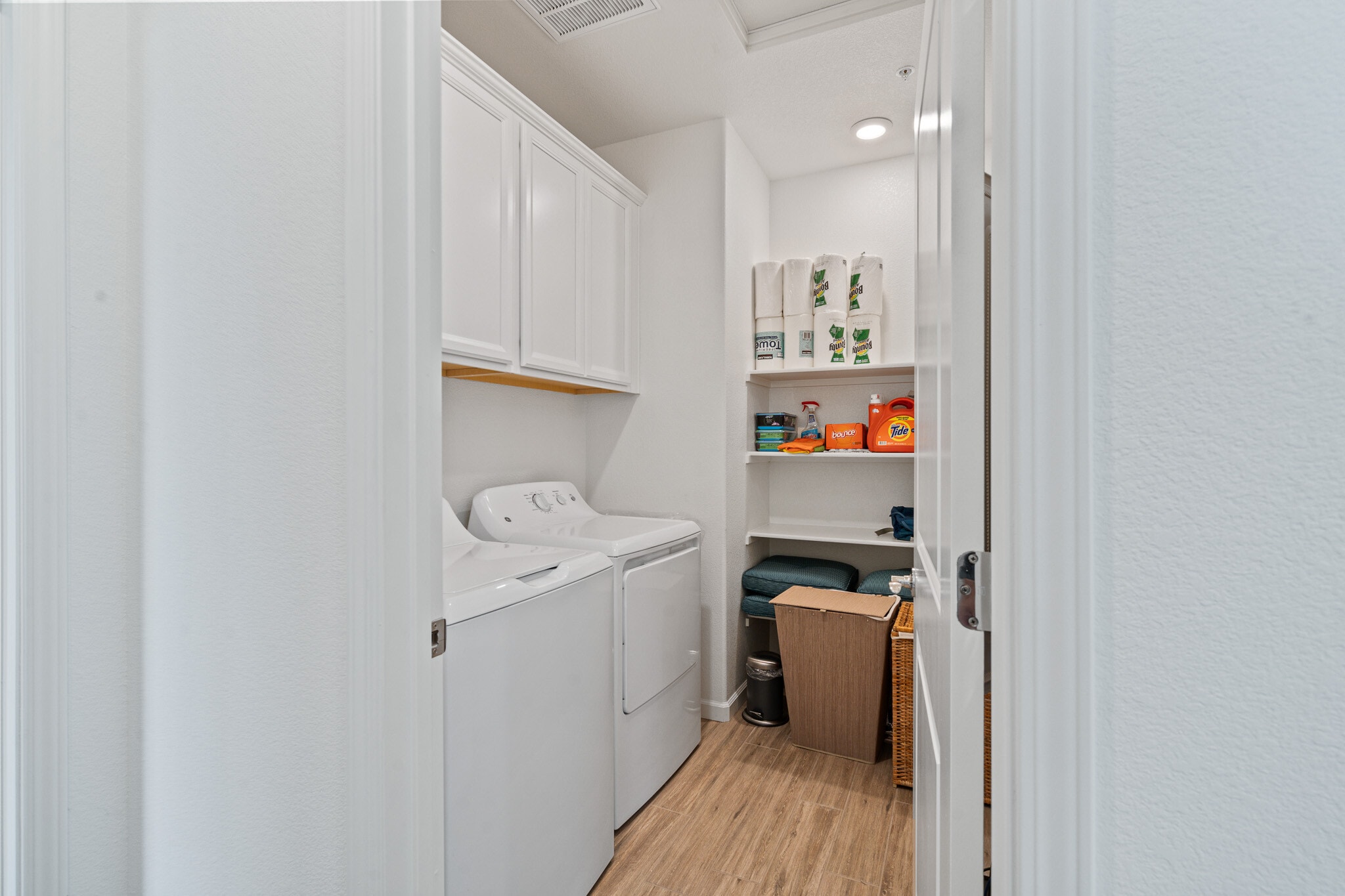 Building Photo - 3324 Pruett Dr