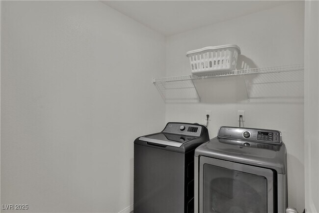 Building Photo - 3663 Inspirato Ave