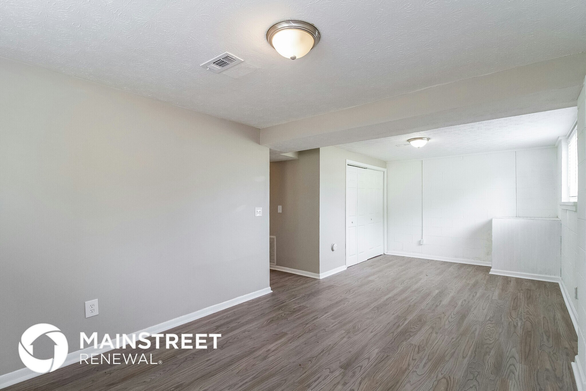 Building Photo - 2767 Bardwell Rd