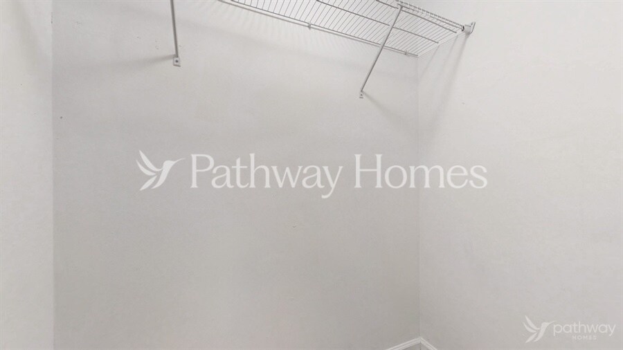 Building Photo - 10891 Knotty Pine Pl