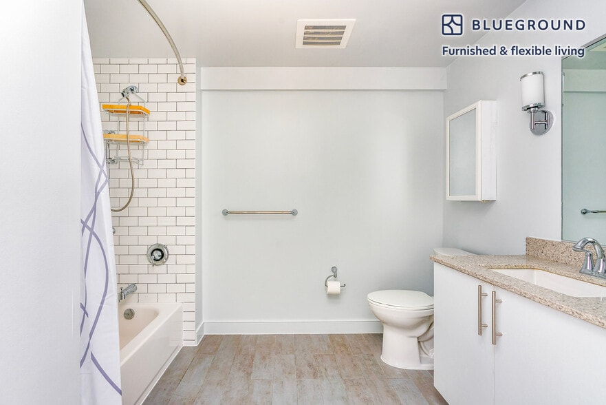 Building Photo - 455 I St NW