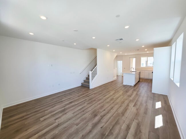 Building Photo - 27457 Novella Ln