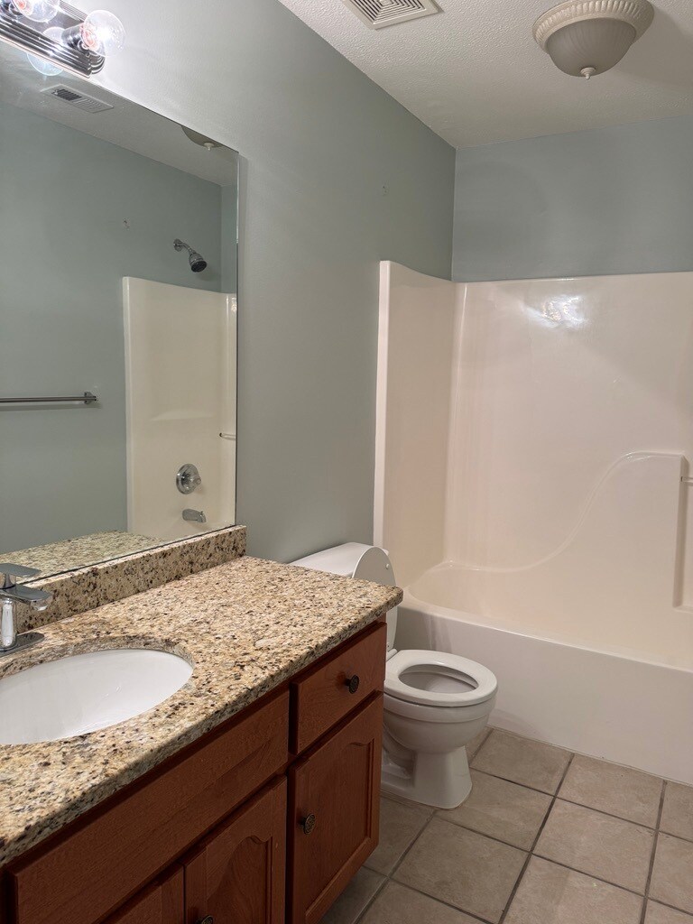 Building Photo - 525 Hackberry Ridge Cv