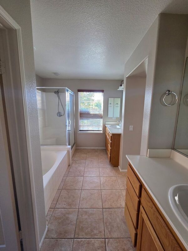 Building Photo - 28958 Newport Rd